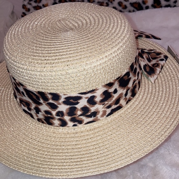 NWT π JUST IN TIME FOR SUMMER ADORABLE HAT WITH LEOPARD BOW DISCOUNT SHIPPING - Picture 2 of 8